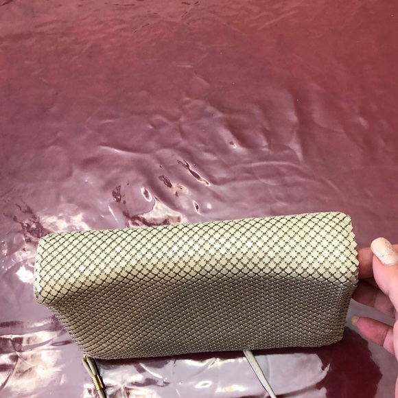 Authentic Whiting Davis Medal Mesh Crossbody Bag - Picture 2 of 7